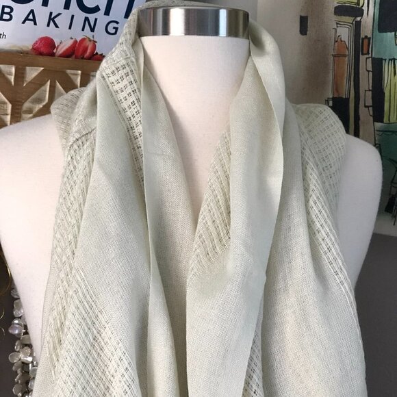 BP Mixed Basket Weave Scarf - Picture 3 of 6